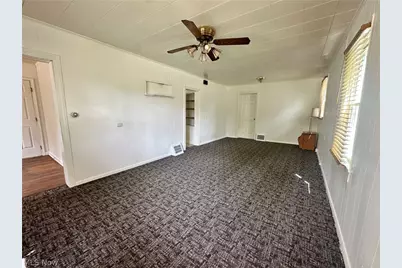 511 Woodland Avenue, Elyria, OH 44035 - Photo 4