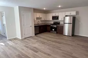 6401 Forest Park Dr, North Ridgeville, OH 44039 - Photo 2