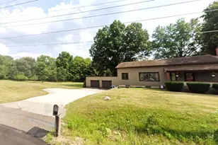532 Portage Trail W, Cuyahoga Falls, OH 44223 - Photo 1