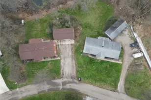3555 N Vista St NW, Uniontown, OH 44685 - Photo 8