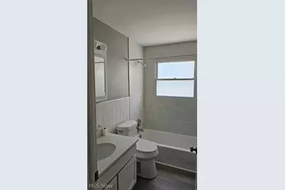 3577 N Vista Street NW, Uniontown, OH 44685 - Photo 8