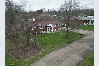 3577 N Vista Street NW, Uniontown, OH 44685 - Photo 2