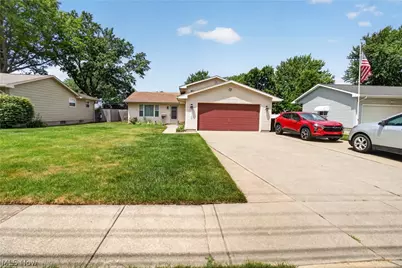 758 Abbe Road N, Elyria, OH 44035 - Photo 2