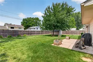 758 Abbe Rd N, Elyria, OH 44035 - Photo 28
