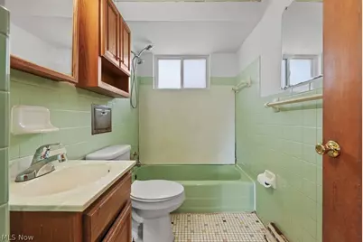 611 Herbert Road, Akron, OH 44312 - Photo 22