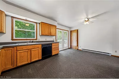1682 Sugar Creek Creek, Rock Creek, OH 44084 - Photo 10