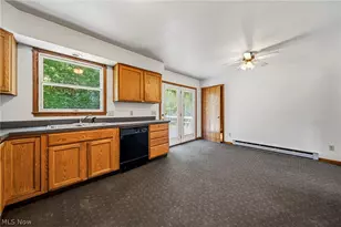 1682 Sugar Creek Creek, Rock Creek, OH 44084 - Photo 10