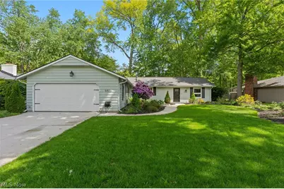 5923 Mills Creek Lane, North Ridgeville, OH 44039 - Photo 2