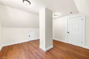 2165 W 95th St, Loveland, OH 44102 - Photo 34