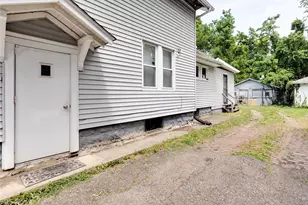 717 Fern St, Akron, OH 44307 - Photo 14