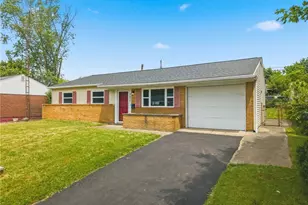 2457 Cathy Dr NE, Canton, OH 44705 - Photo 2