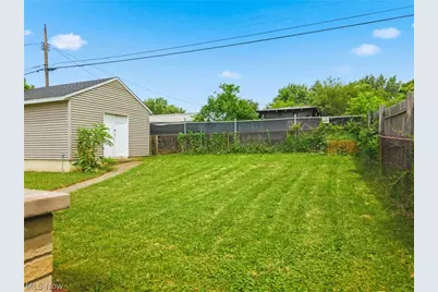 2457 Cathy Drive NE, Canton, OH 44705 - Photo 20