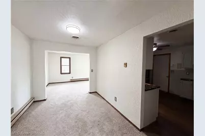 1015 Kingsway Drive, Lorain, OH 44052 - Photo 6