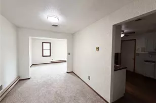 1015 Kingsway Dr, Lorain, OH 44052 - Photo 6