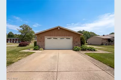 1015 Kingsway Drive, Lorain, OH 44052 - Photo 20