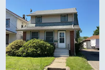 2704 8th Street NW, Canton, OH 44708 - Photo 1