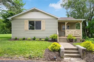 23 Curley Ct SE, Massillon, OH 44646 - Photo 2