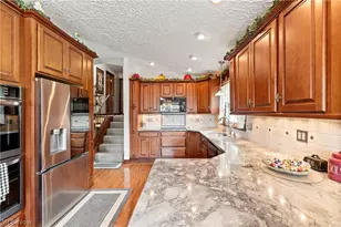 960 Karla Dr, Green, OH 44216 - Photo 14