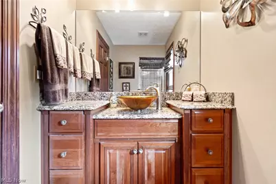 960 Karla Drive, Green, OH 44216 - Photo 30