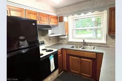 1961 Killian Road, Akron, OH 44312 - Photo 6