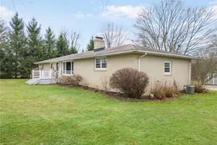 5147 Broadway Ave NE, Louisville, OH 44641 - Photo 4