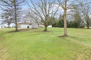 5147 Broadway Ave NE, Louisville, OH 44641 - Photo 28