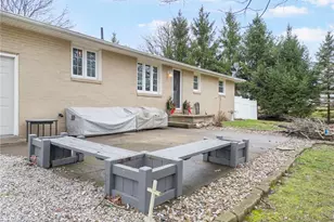 5147 Broadway Ave NE, Louisville, OH 44641 - Photo 24