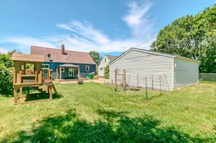 721 Pendley Rd, Willowick, OH 44095 - Photo 34