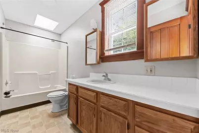 690 Upson Street, Akron, OH 44305 - Photo 18