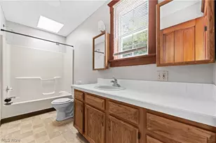 690 Upson St, Akron, OH 44305 - Photo 18