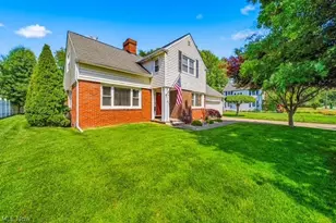 44 N Doan Ave, Painesville, OH 44077 - Photo 2