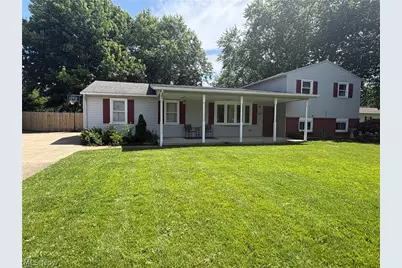 110 Habant Drive, Amherst, OH 44001 - Photo 2