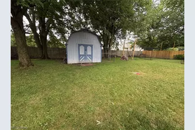 110 Habant Drive, Amherst, OH 44001 - Photo 32