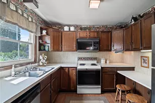 188 Jackson St, Amherst, OH 44001 - Photo 38