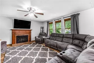 2560 Tarkman Dr, Nashport, OH 43830 - Photo 4