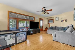 6210 Alber Ave, Parma, OH 44129 - Photo 8