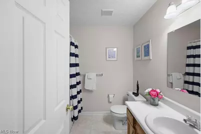 6514 Candlestick Avenue NE, Canton, OH 44721 - Photo 32