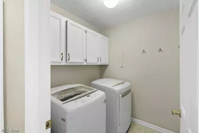 6514 Candlestick Avenue NE, Canton, OH 44721 - Photo 34
