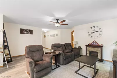 1885 Faye Road, Akron, OH 44306 - Photo 6