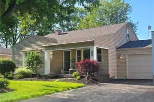 3902 Ayrshire Dr, Youngstown, OH 44511 - Photo 2