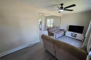 3909 Burger Ave, Loveland, OH 44109 - Photo 6
