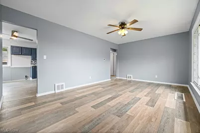 4638 W 156 St, Loveland, OH 44135 - Photo 6