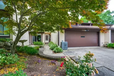 3388 S Smith Road, Fairlawn, OH 44333 - Photo 2