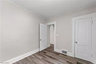 1279 Idlewood Ave, Oakwood, OH 44107 - Photo 18