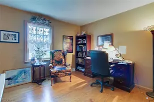 1495 Fredrickburg Dr, Youngstown, OH 44412 - Photo 18