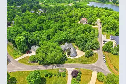 1 Cayuse Trail, Malvern, OH 44644 - Photo 6