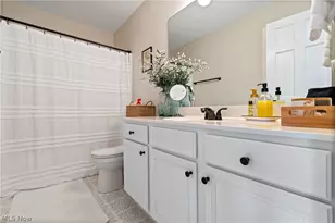 10689 Cleveland Ave NW, Uniontown, OH 44685 - Photo 26