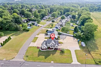 10689 Cleveland Avenue NW, Uniontown, OH 44685 - Photo 2