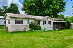 875 Mobile Dr, Zanesville, OH 43701 - Photo 2