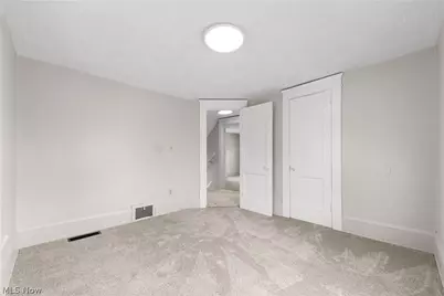 1053 Wyley Avenue, Akron, OH 44306 - Photo 26